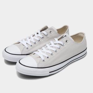 Converse All-Star Chuck Taylor’s in “Pale Putty” Grey